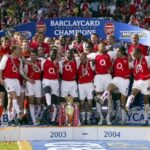 Arsenal mùa 2003/04 kết thúc Premier League với 26 thắng, 12 hòa và 0 thua. 